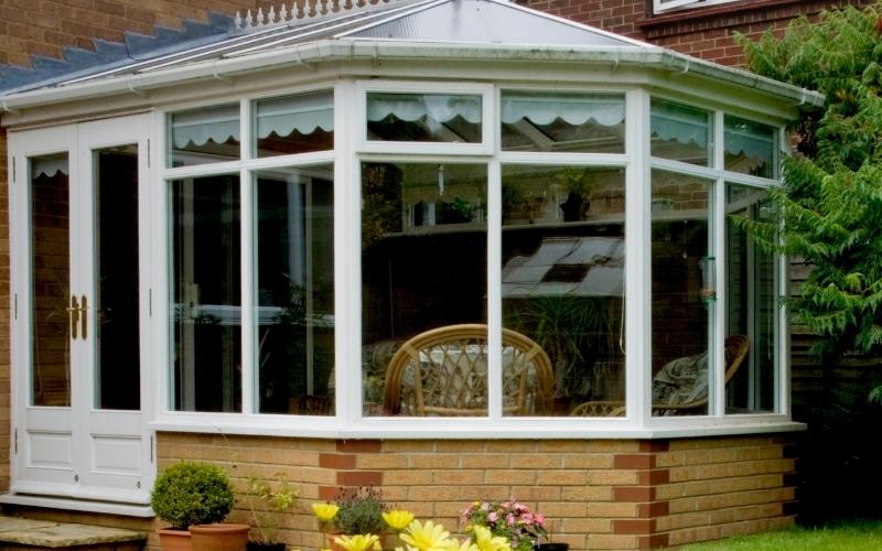 Fixing leaking gutters including box gutters and downpipe connections