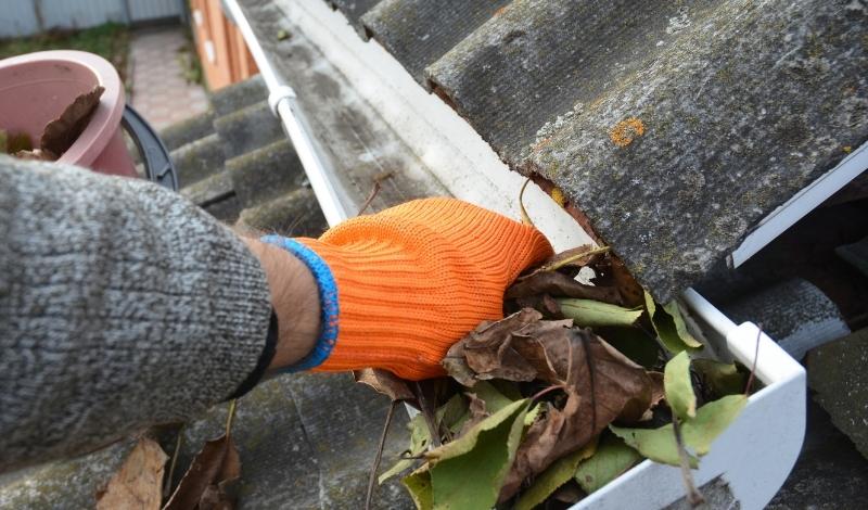 Precise Lining Size Calculations Using Depth x Width Measurements for Optimal Gutter Lining Performance